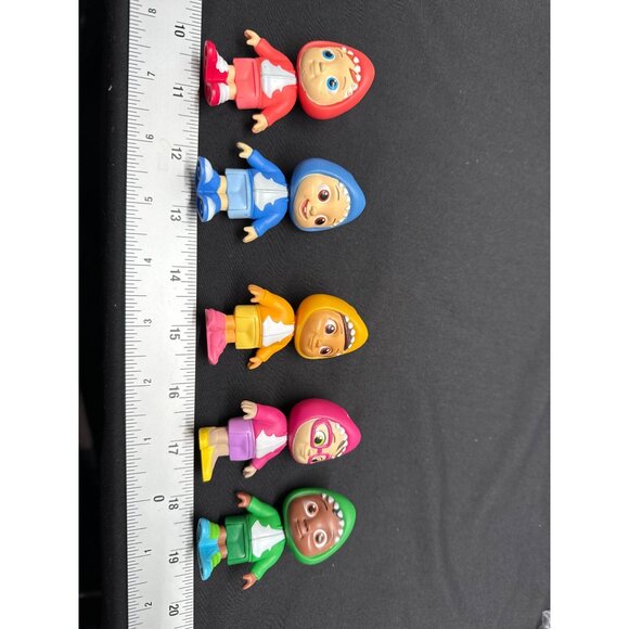 CoComelon Toy Figures Set Of 5 - JJ Cody & Friends Baby Dolls - Multicolor Play - Picture 2 of 6